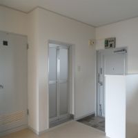 世田谷区弦巻の賃貸物件/玄関周り
