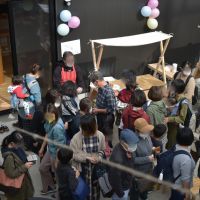 横浜市金沢区釜利谷東の賃貸物件/店や農家が集まったイベントは賑わいます