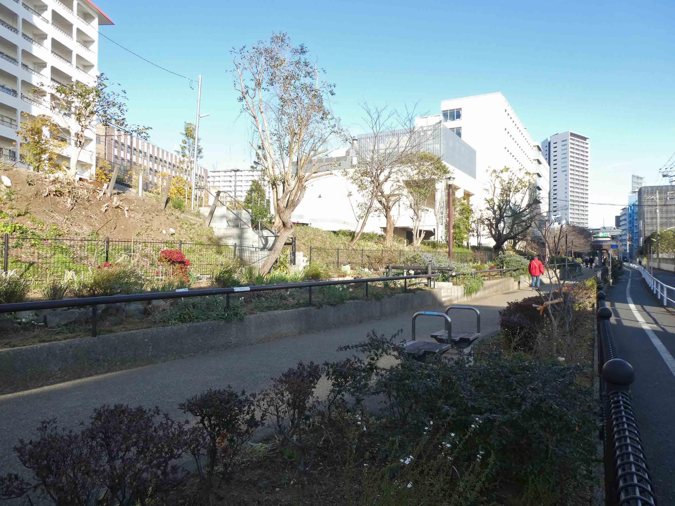 池尻ニコイチの白いほう 世田谷区池尻の物件 東京r不動産