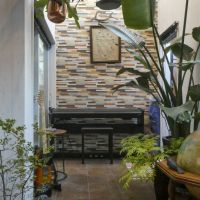 新宿区荒木町の売買物件/売主が住んでいた時のリビング奥の小上がり