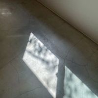 渋谷区千駄ヶ谷の賃貸物件/太陽光も入る室内