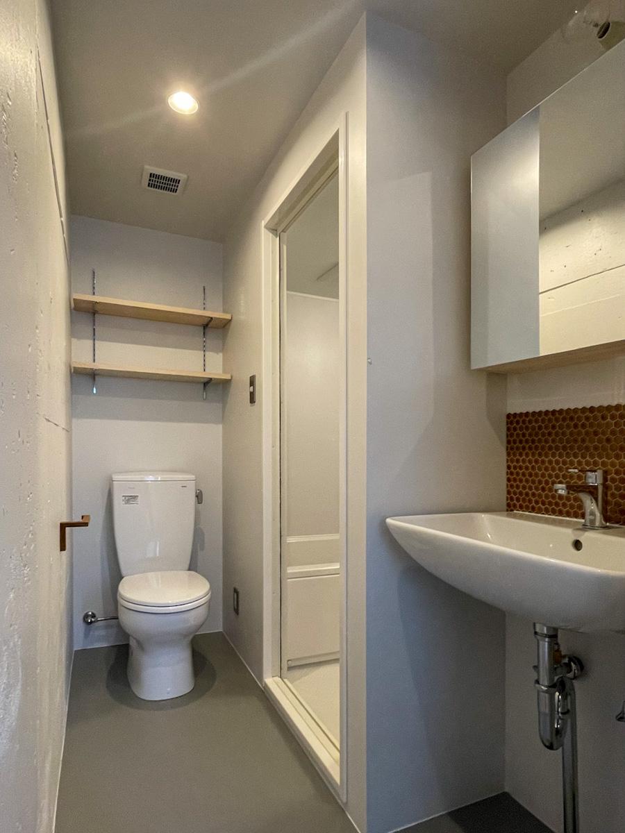 新宿区赤城下町の賃貸物件/水回り。洗面台も可愛らしい