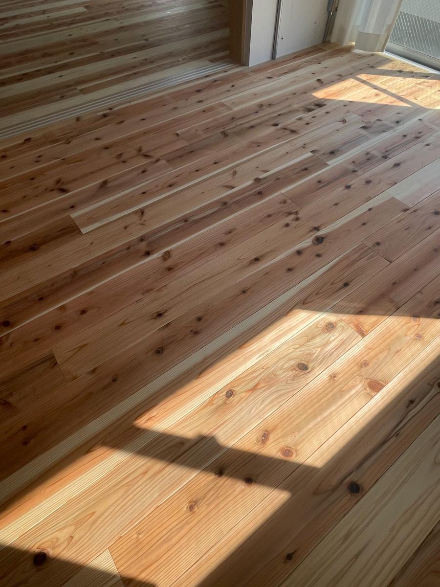 新宿区赤城下町の賃貸物件/使い込むほどにアジがでる無垢フローリング。大切に育てていただけたら