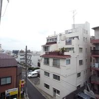 目黒区三田の賃貸物件/目の前は建物ですが、窮屈な感じはしません