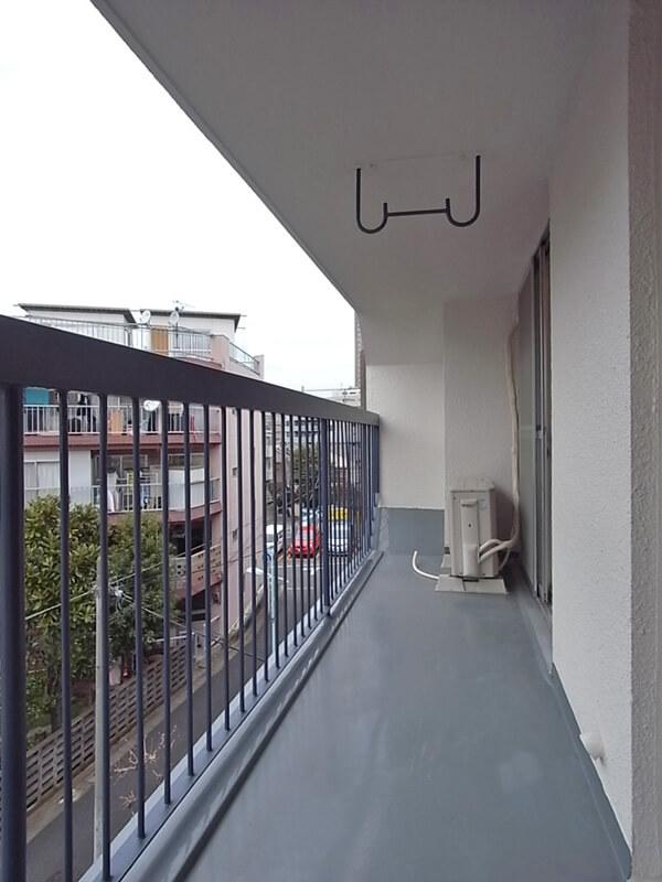 目黒区三田の賃貸物件/幅が広いバルコニー。楽しく使ってもらえたら