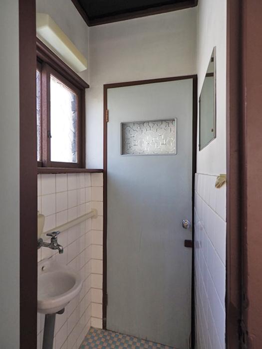 トイレもレトロ