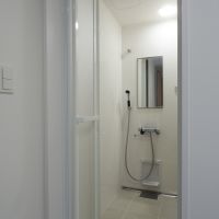 板橋区若木の賃貸物件/2階は浴槽がなくシャワーブースのみ