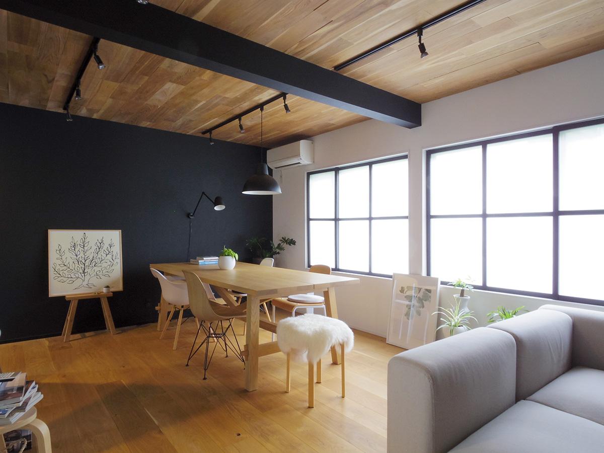 板橋区若木の賃貸物件/南側の窓から自然光が差し込む