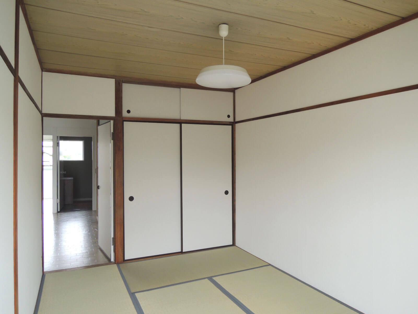 落ち着く雰囲気、収納はこの押入がメインです