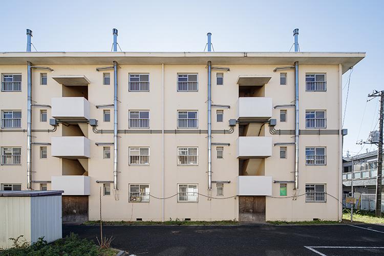 建物裏側。レトロな雰囲気にきゅんときます