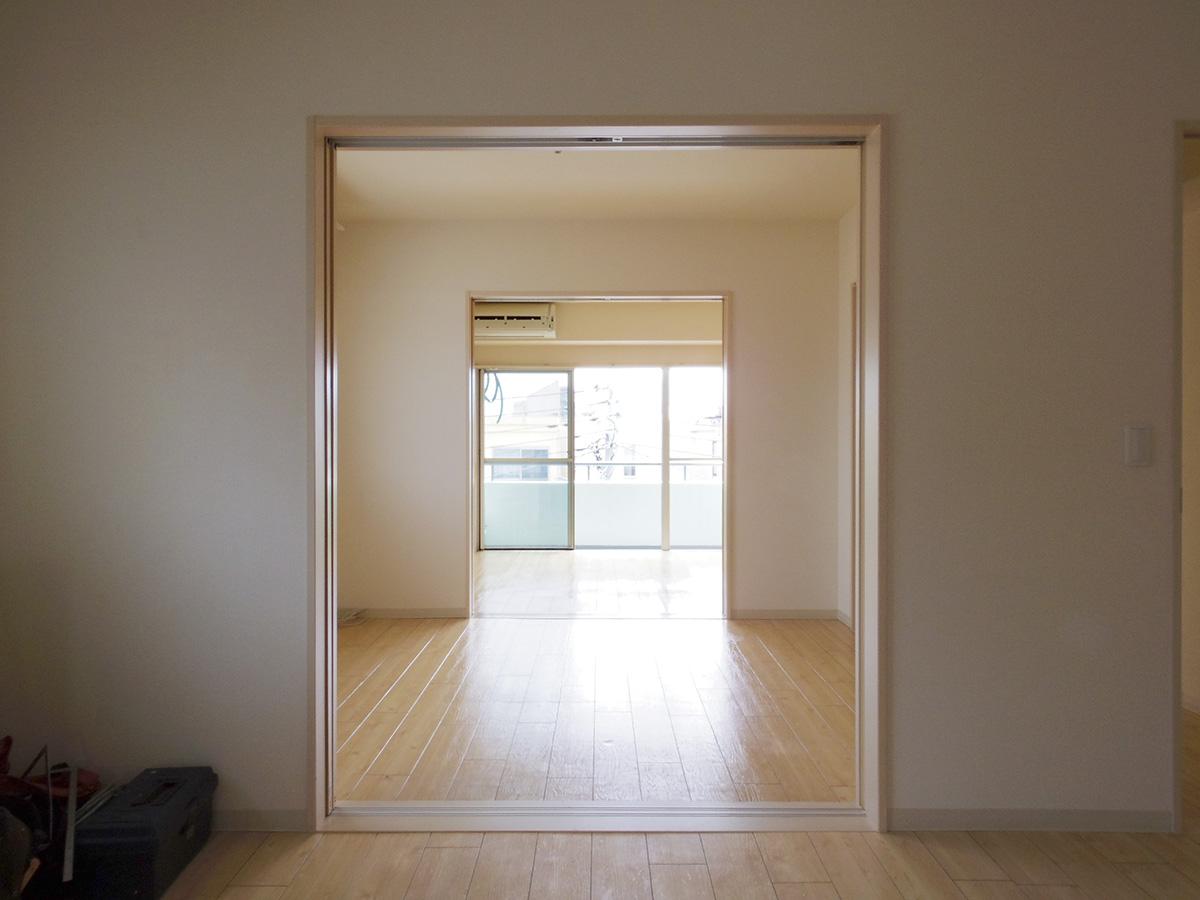 世田谷区若林の賃貸物件/南と東側の2面から光が差し込む、レトロ感ただよう間取り