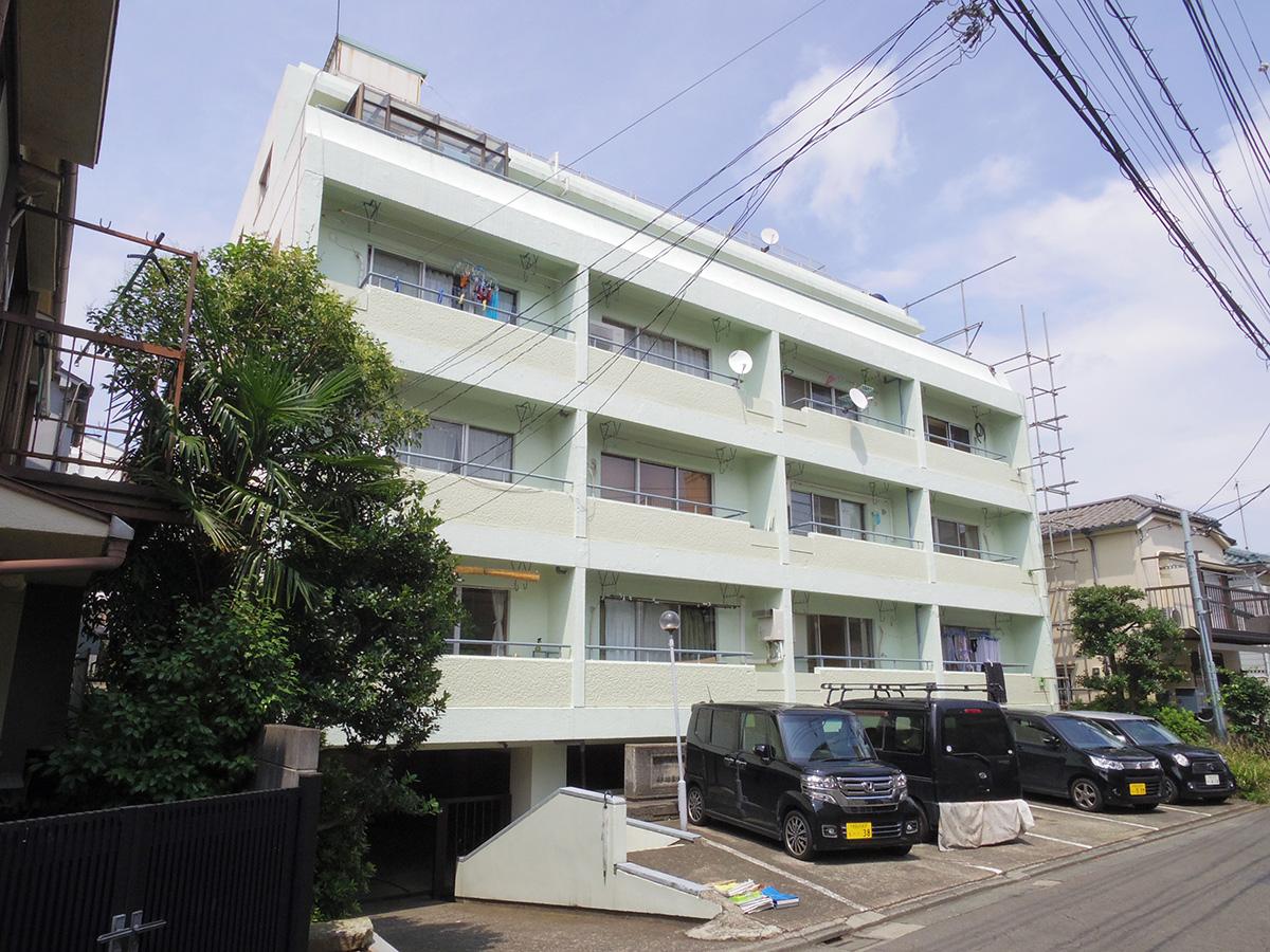 世田谷区若林の賃貸物件/ペールトーンの外壁がすてきなレトロマンション