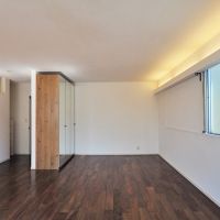 杉並区上井草の賃貸物件/収納前にベッドのレイアウトが落ち着きそう