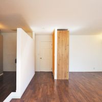 杉並区上井草の賃貸物件/中央にあるのが玄関ドア