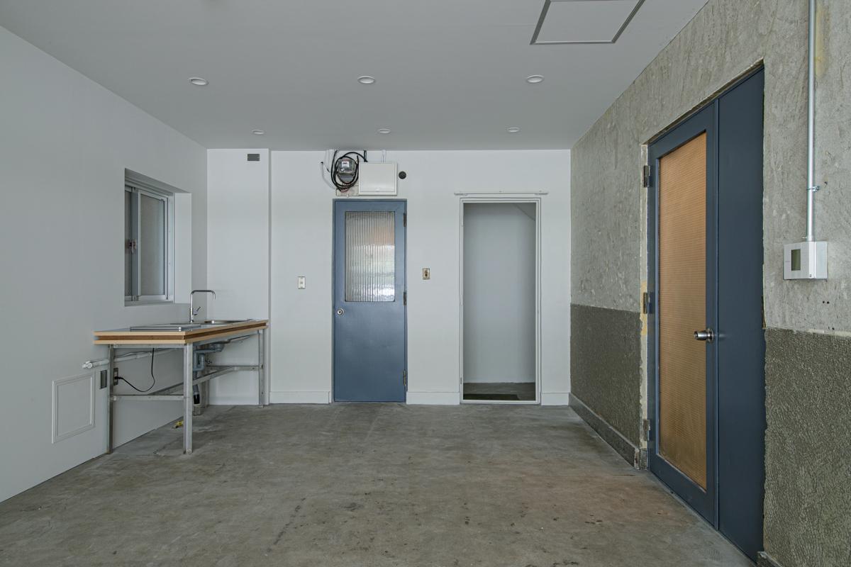 (2F)新旧入り交じった独特な雰囲気(写真©Akira Nakamura)