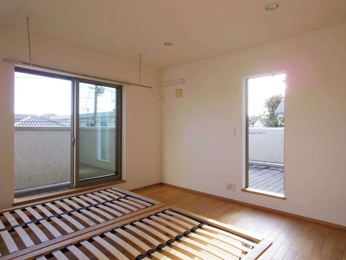 杉並区南荻窪の賃貸物件/8.3畳の洋室。風通しが良く心地いい