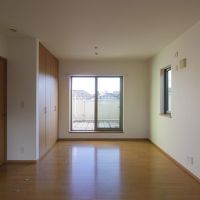 杉並区南荻窪の賃貸物件/現時点では5.7畳の洋室がつながっているので11.4畳の空間