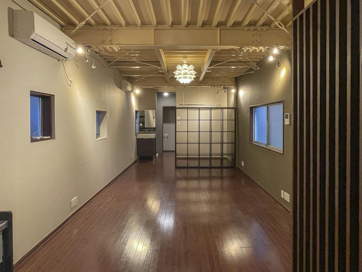 荒川区東日暮里の賃貸物件/玄関側を背にした視点