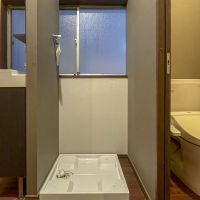 荒川区東日暮里の賃貸物件/洗面台・洗濯機置き場・トイレ