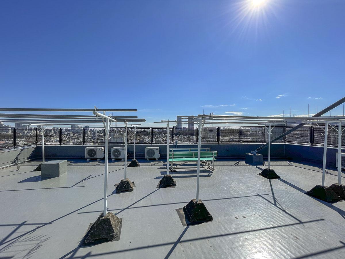  目黒区中町の賃貸物件/屋上は270°のパノラマ