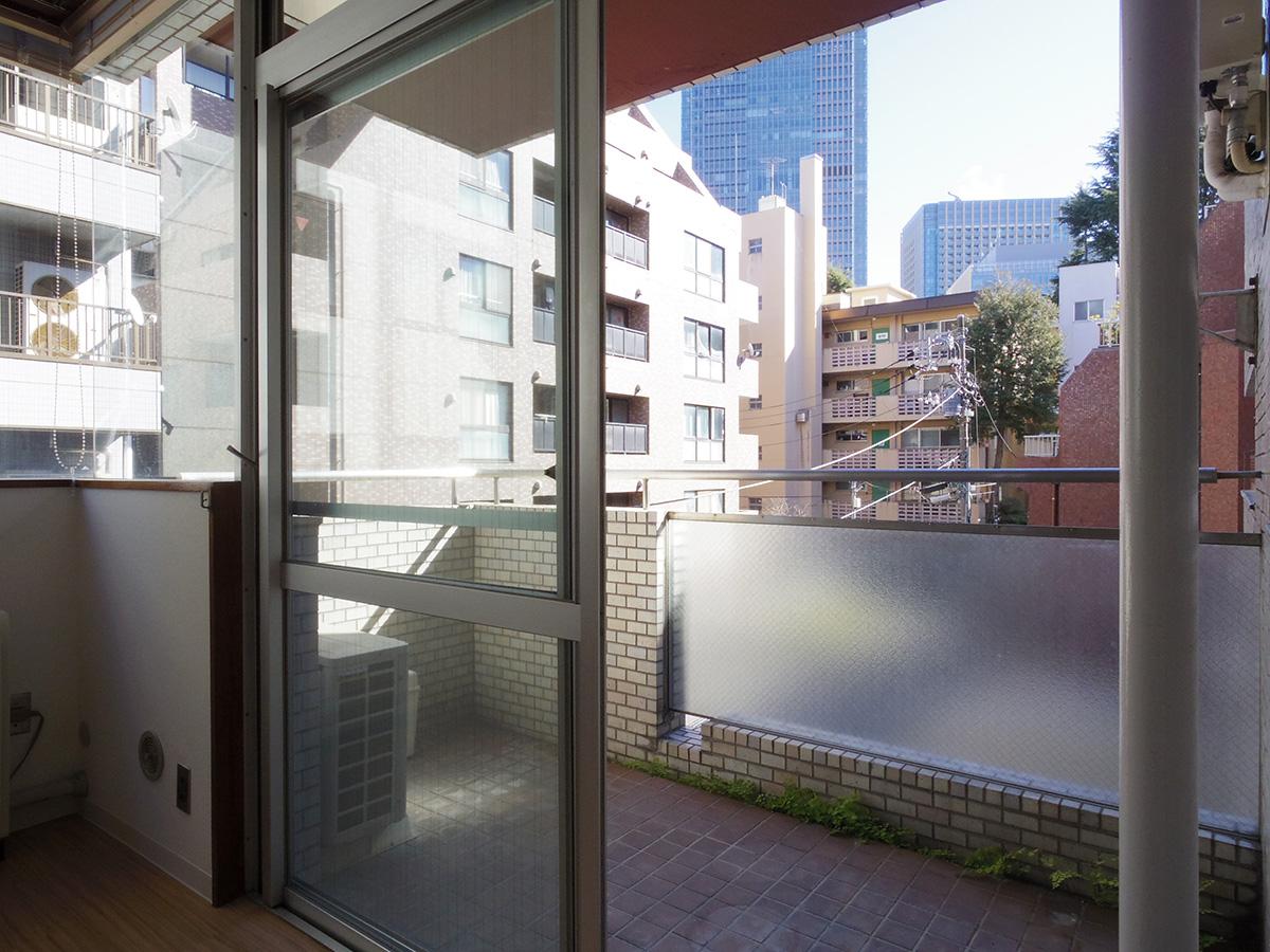 港区赤坂の賃貸物件/すこしゆったりめのバルコニー