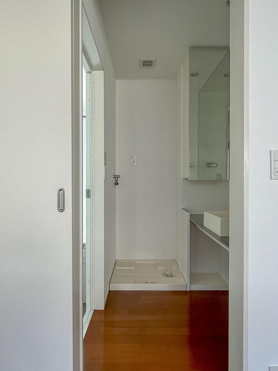 杉並区西荻南の賃貸物件/2階：洗面室・脱衣室・洗濯機置き場