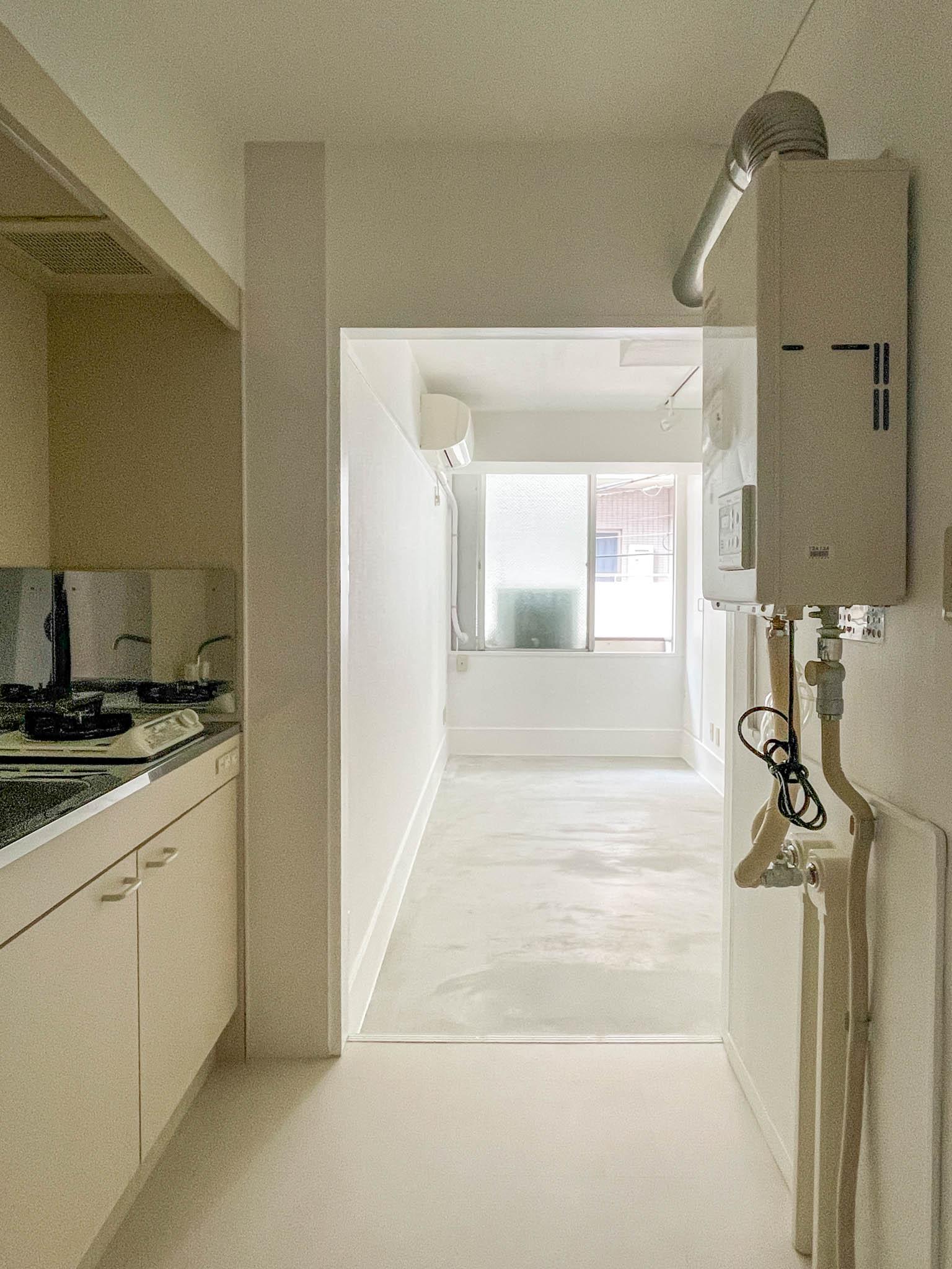 渋谷区富ヶ谷の賃貸物件/ミニキッチンが手前に