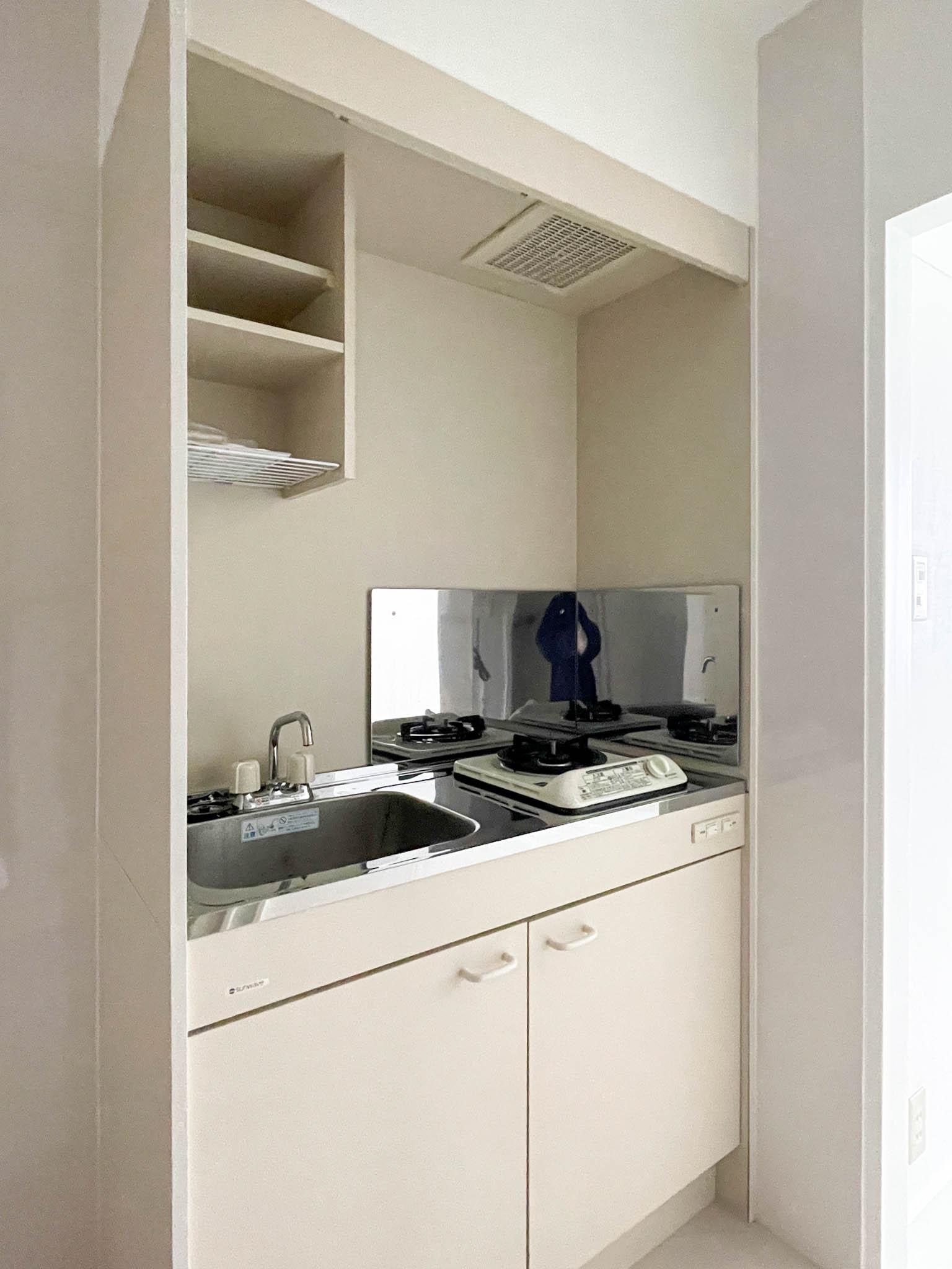 渋谷区富ヶ谷の賃貸物件/ガスコンロが1口ついたミニキッチン