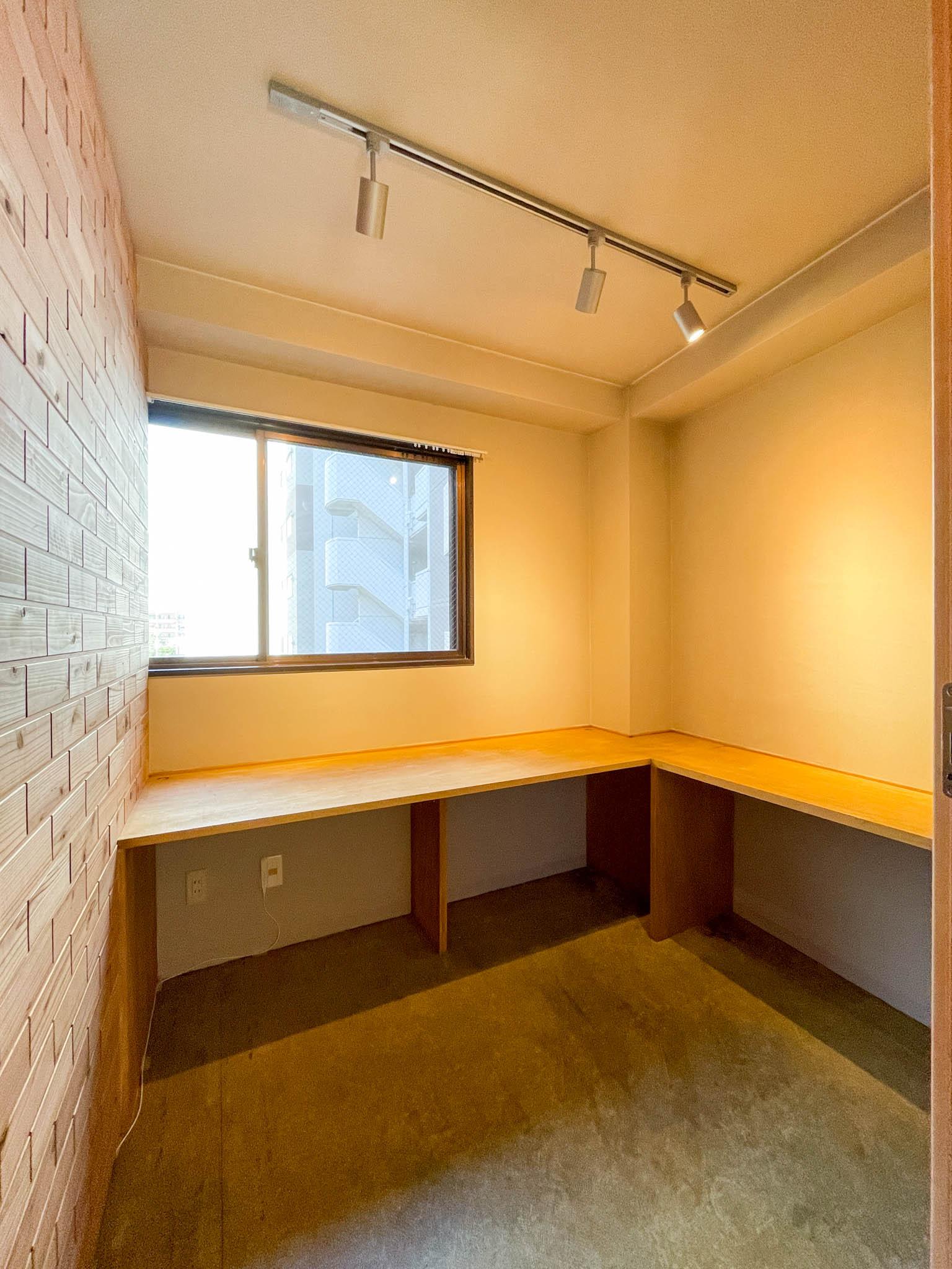 渋谷区神泉町の賃貸物件/奥の方は広めの個室に