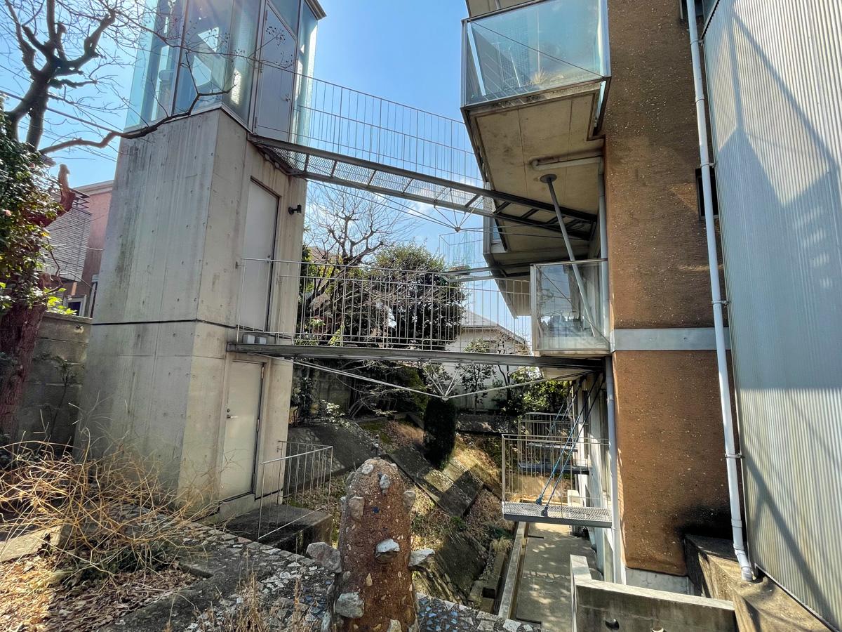 目黒区柿の木坂の賃貸物件/中庭