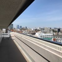 港区白金の賃貸物件/共用廊下からの眺望も見事