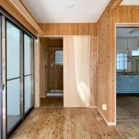渋谷区本町の賃貸物件/1階。扉の向こうに水回りスペース