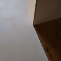 文京区本郷の賃貸物件/この素材感、たまりません（＊フローリングは塩ビのフロアタイル）