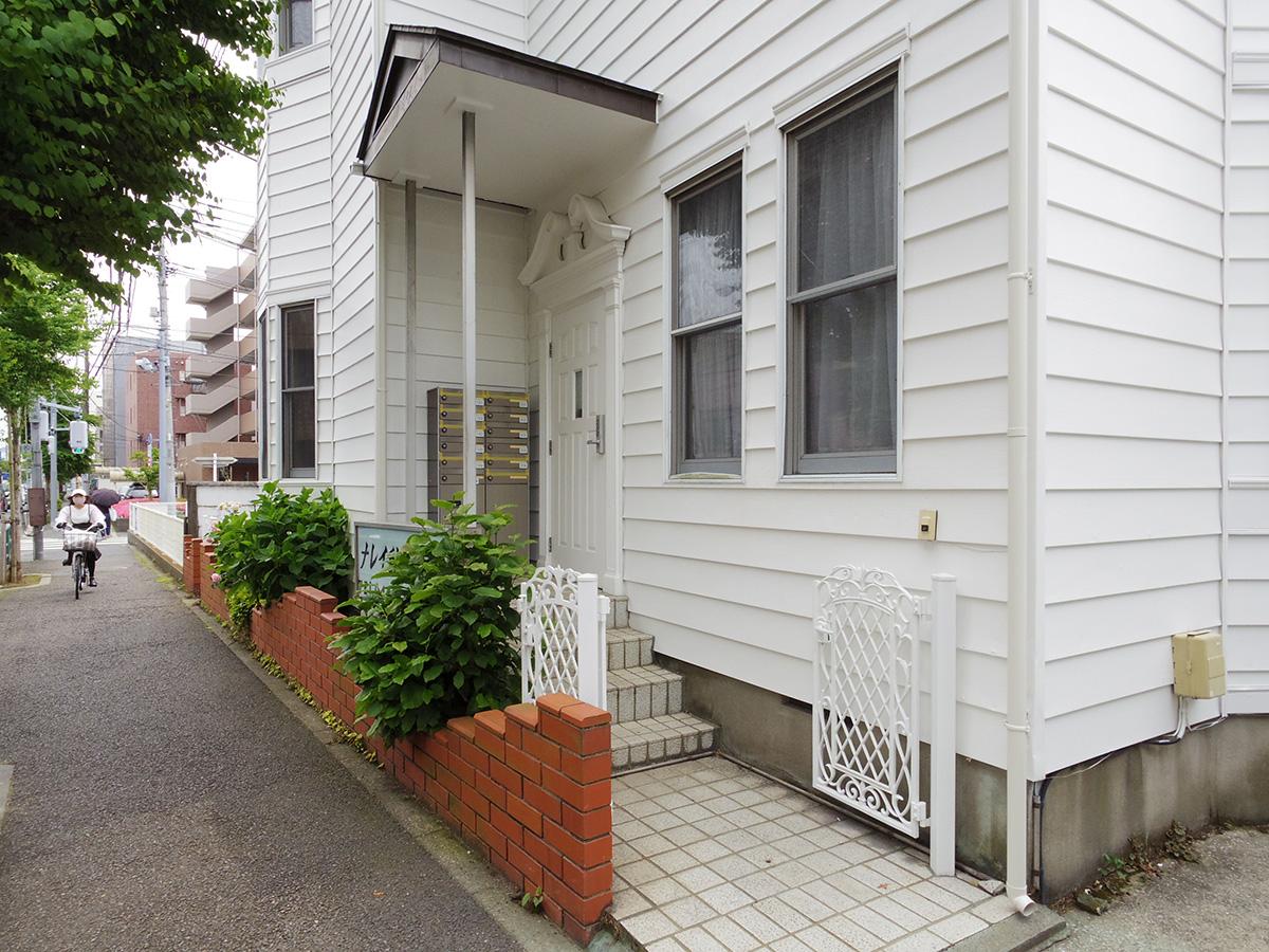 武蔵野市中町の賃貸物件/建物エントランス