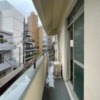 渋谷区渋谷の賃貸物件/西側のバルコニー