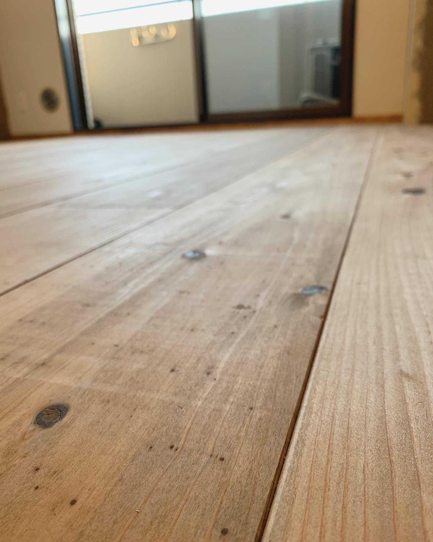 八王子市暁町の賃貸物件/フリーリングの質感もいい感じ