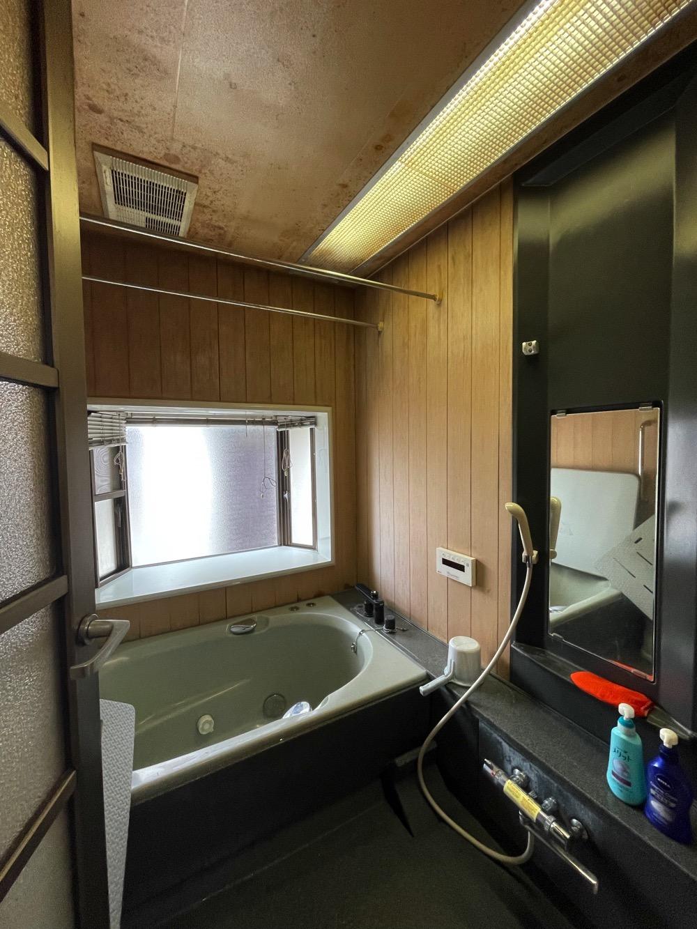 横浜市南区六ツ川の売買物件/浴室