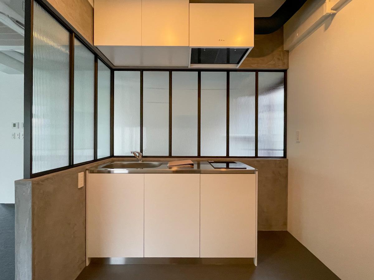 港区南麻布の賃貸物件/IHコンロ付きで簡単な調理も可能