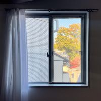 世田谷区駒沢の賃貸物件/北側の窓から少し緑が見える