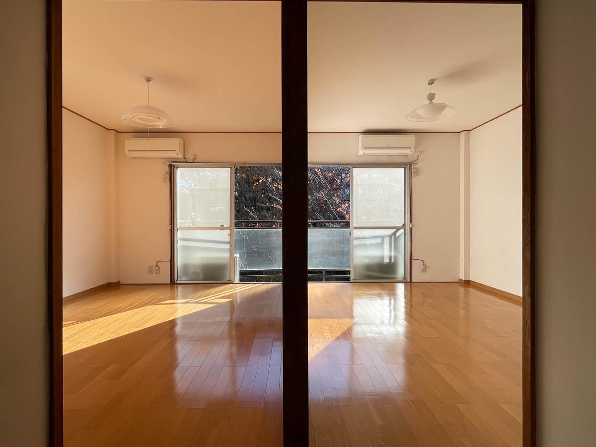 世田谷区桜丘の賃貸物件/ぽかぽかと日の光が入る、2つの洋室