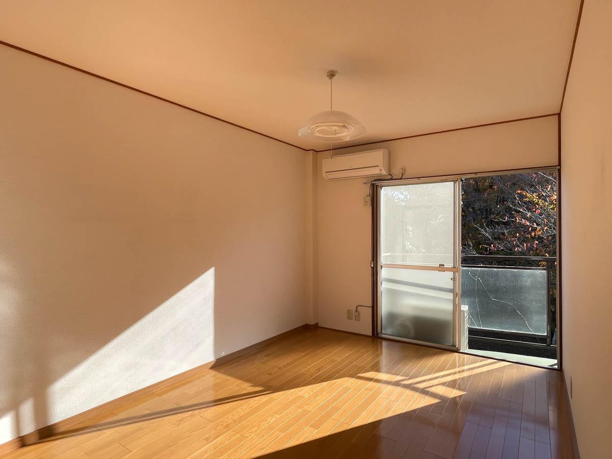 世田谷区桜丘の賃貸物件/東側の洋室