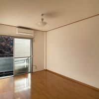 世田谷区桜丘の賃貸物件/西側の洋室