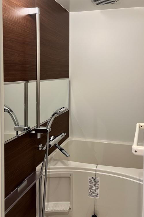 港区赤坂の賃貸物件/湯船は小さめサイズ