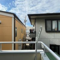 練馬区南田中の賃貸物件/2階バルコニーは目の前に建物