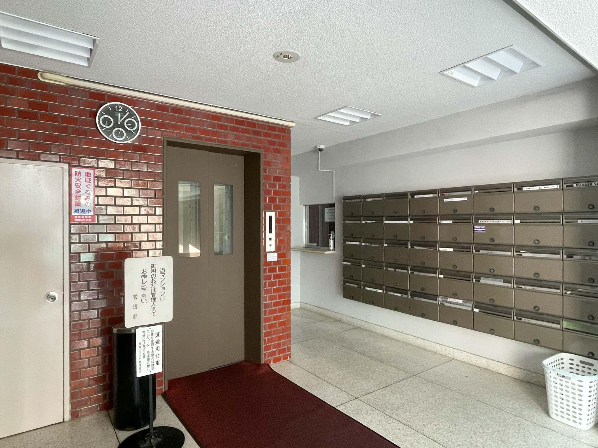 港区南青山の賃貸物件/エントランス