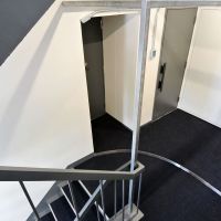 港区元麻布の賃貸物件/上階は階段がネックですが慣れれば苦じゃない・・？