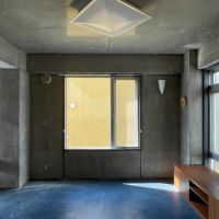 世田谷区岡本の賃貸物件/下階：西側にひらいた窓をみる