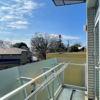 世田谷区岡本の賃貸物件/上階：南側のバルコニー