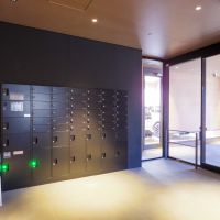 目黒区上目黒の賃貸物件/郵便受けおよび、宅配ボックスも完備