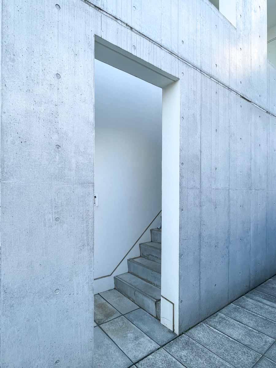 世田谷区駒沢の賃貸物件/ここが今回のお部屋の専用入口。他の部屋と異なる動線で、戸建て感覚で使える